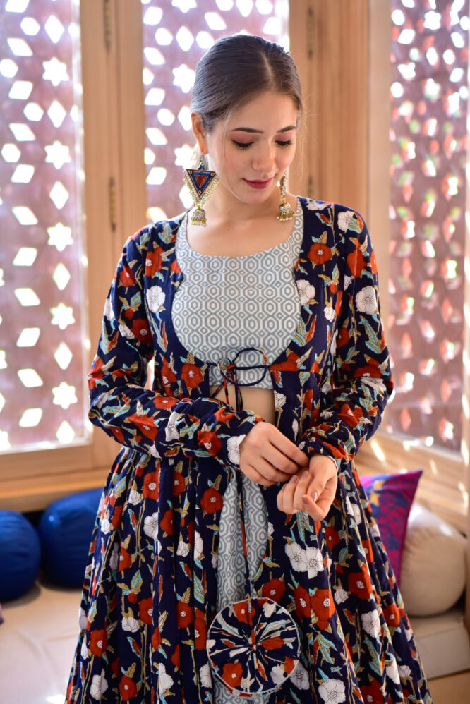 Buy Kurtis With Shrugs Online In India At Best Price Offers | Tata CLiQ